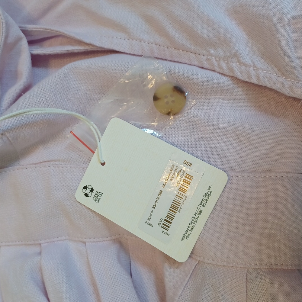 Light purple Midi dress with brown accent buttons. - Picture 7 of 7